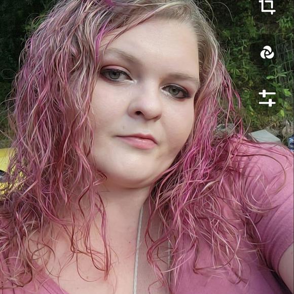 Meet your Posher, Briauna - Picture 1 of 1